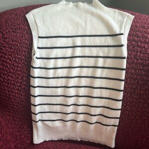 Talbots sleeveless sweater with mock collar